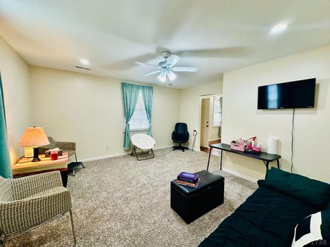 Tiny photo for 2111 GRACE STREET St, Lynchburg, VA 24504 (MLS # 364859)