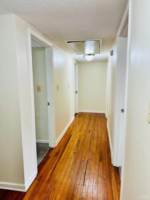 Tiny photo for 2111 GRACE STREET St, Lynchburg, VA 24504 (MLS # 364859)