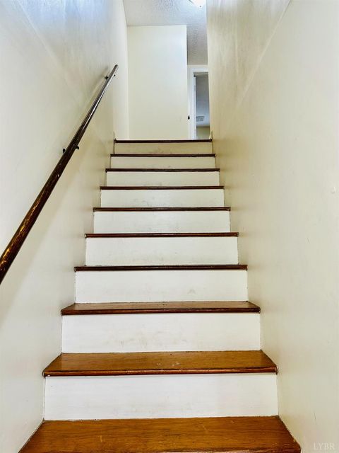 Tiny photo for 2111 GRACE STREET St, Lynchburg, VA 24504 (MLS # 364859)