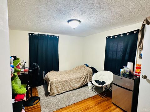 Tiny photo for 2111 GRACE STREET St, Lynchburg, VA 24504 (MLS # 364859)