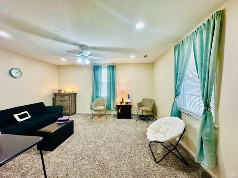 Tiny photo for 2111 GRACE STREET St, Lynchburg, VA 24504 (MLS # 364859)