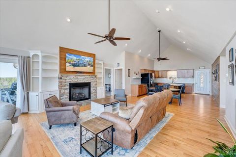 Tiny photo for 439 Gardner Farm Road, Appomattox, VA 24522 (MLS # 364847)