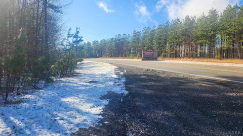 Photo of 0 Old Courthouse Road, Appomattox, VA 24522 (MLS # 364959)