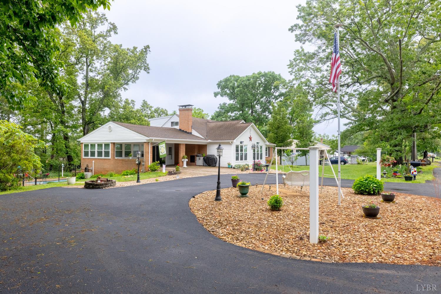 1035 Rolling Hill Drive, Forest, Virginia image 36