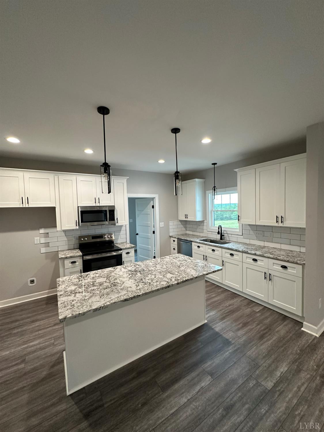 9866 Leesville Road, Evington, Virginia image 3