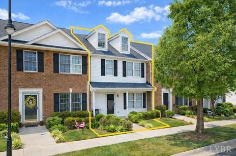 Photo of 736 Wyndhurst Drive, Lynchburg, VA 24502 (MLS # 364426)