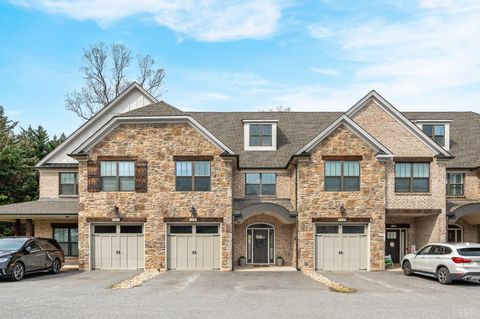 Photo of 1249 Sleepy Oak Lane, Forest, VA 24551 (MLS # 365376)