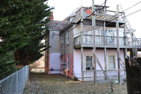 Tiny photo for 216 3rd Street, Radford, VA 24141 (MLS # 363739)