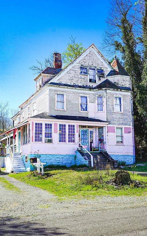 Tiny photo for 216 3rd Street, Radford, VA 24141 (MLS # 363739)