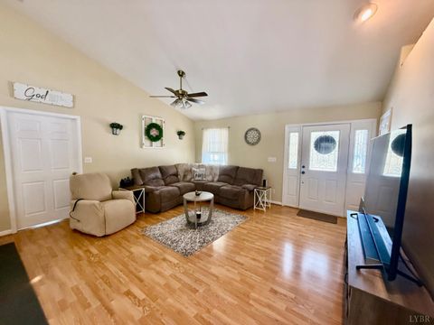 Tiny photo for 1238 Jopling Road, Bedford, VA 24523 (MLS # 364400)