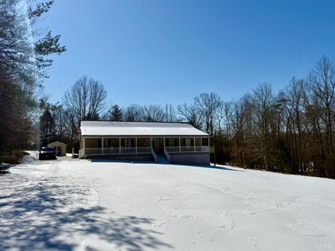 Tiny photo for 1238 Jopling Road, Bedford, VA 24523 (MLS # 364400)
