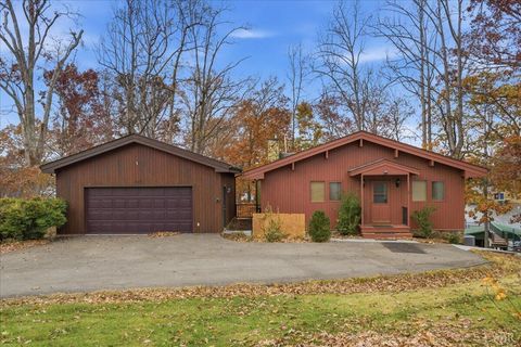 Tiny photo for 307 Meadow Point Drive, Moneta, VA 24121 (MLS # 363398)