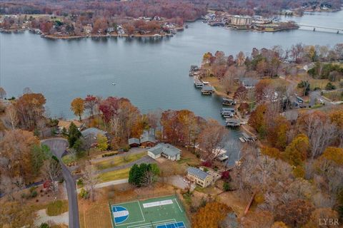 Tiny photo for 307 Meadow Point Drive, Moneta, VA 24121 (MLS # 363398)