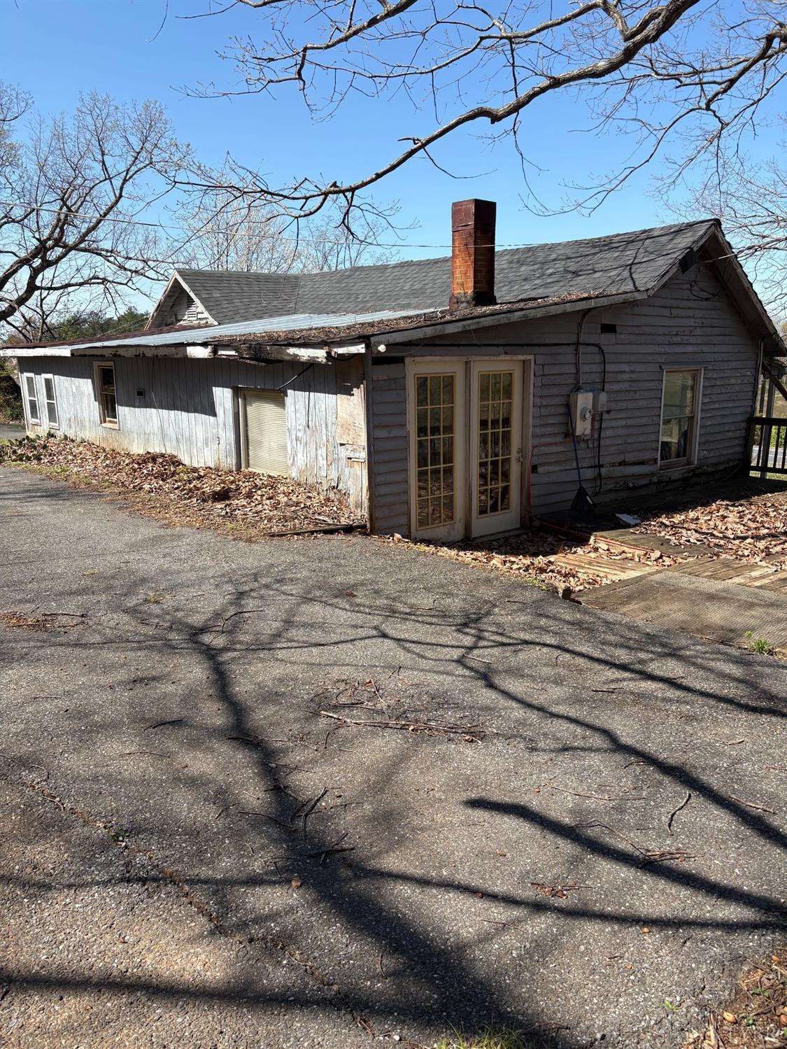 5935 Wards Road, Evington, Virginia image 1