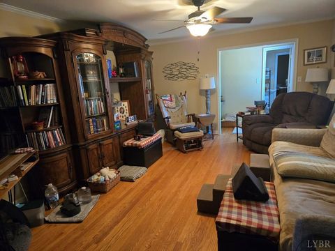 Tiny photo for 6 Mahan Road, Farmville, VA 23901 (MLS # 366622)