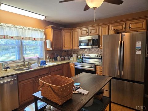 Tiny photo for 6 Mahan Road, Farmville, VA 23901 (MLS # 366622)