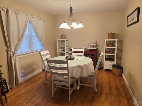 Tiny photo for 6 Mahan Road, Farmville, VA 23901 (MLS # 366622)