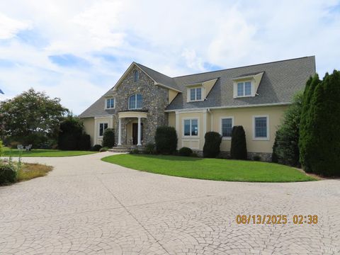 Photo of 6485 Falling Creek Road, Bedford, VA 24523 (MLS # 364760)