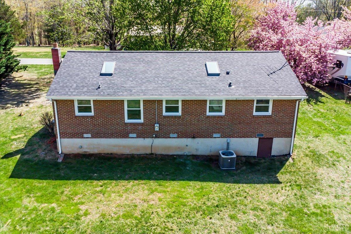 3012 Sleepy Ridge Drive, Bedford, Virginia image 5