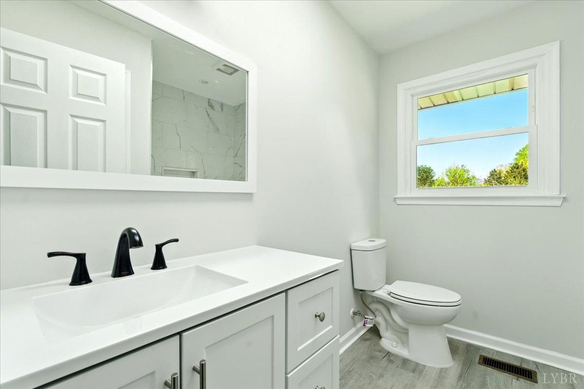 3012 Sleepy Ridge Drive, Bedford, Virginia image 17