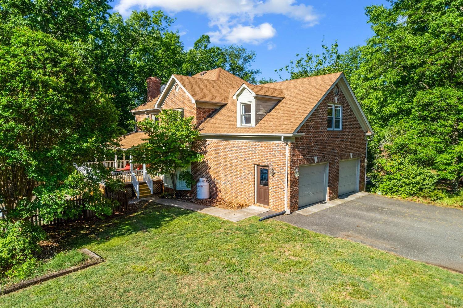 1068 Huckleberry Lane, Lynchburg, Virginia image 4