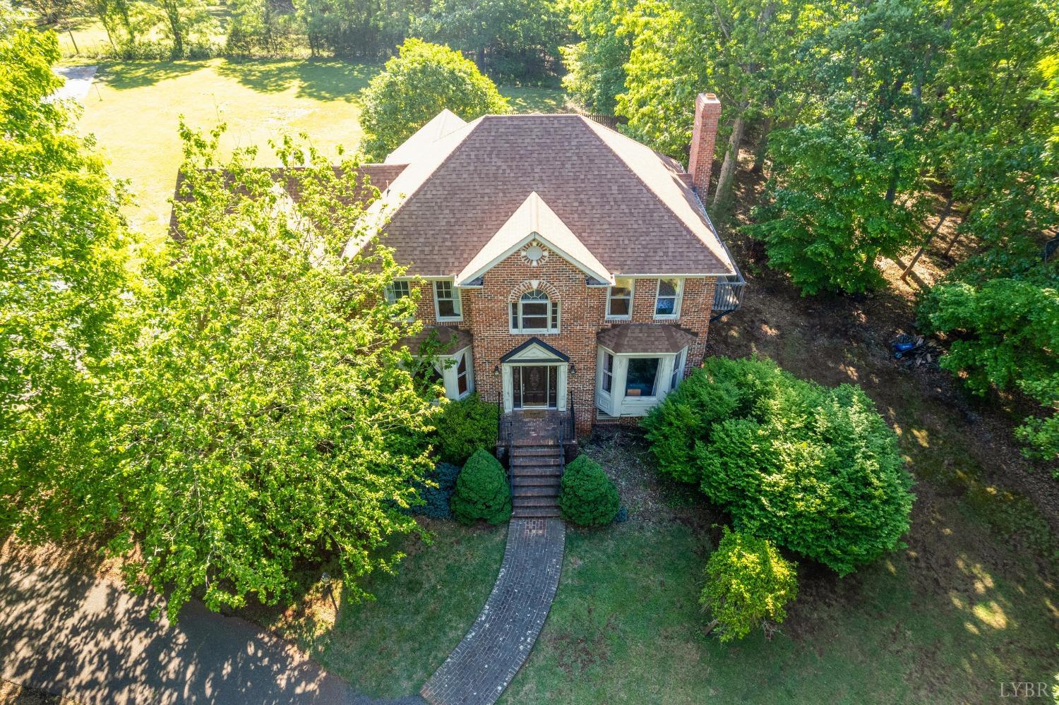 1068 Huckleberry Lane, Lynchburg, Virginia image 2
