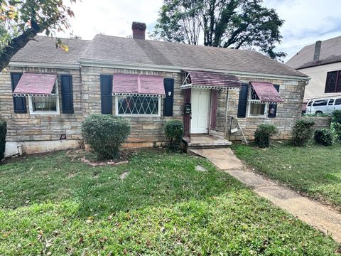Photo of 1505 Wise Street, Lynchburg, VA 24504 (MLS # 362503) Photo of 1505 Wise Street, Lynchburg, VA 24504 (MLS # 362503)