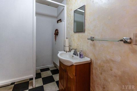 Tiny photo for 263 Court Street, Appomattox, VA 24522 (MLS # 365248)