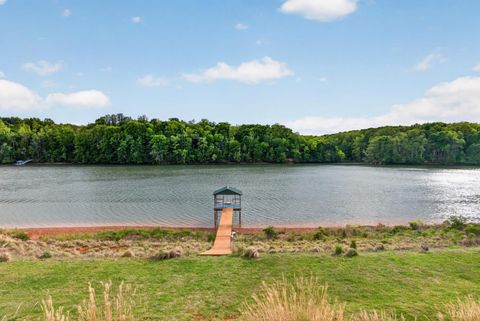 Tiny photo for 209 Leesville Lake ct CT, Pittsville, VA 24139 (MLS # 366661)