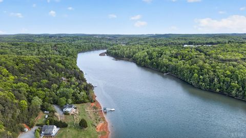 Tiny photo for 209 Leesville Lake ct CT, Pittsville, VA 24139 (MLS # 366661)