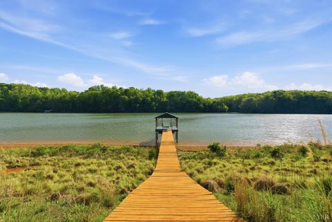 Tiny photo for 209 Leesville Lake ct CT, Pittsville, VA 24139 (MLS # 366661)