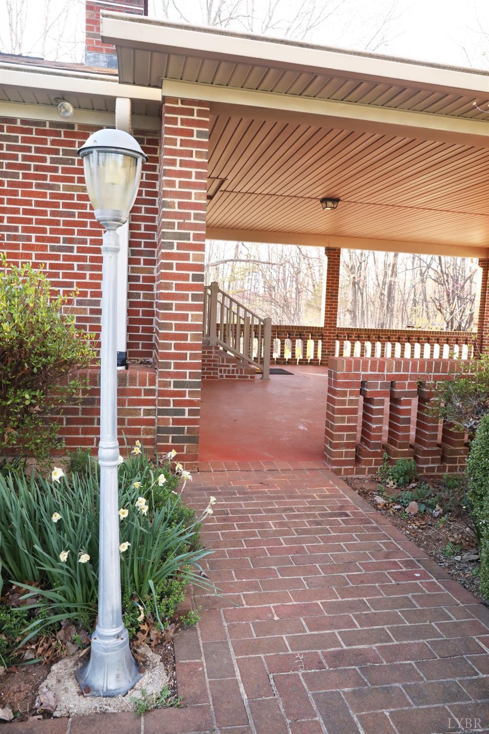 683 Morning Star Road, Appomattox, Virginia image 2