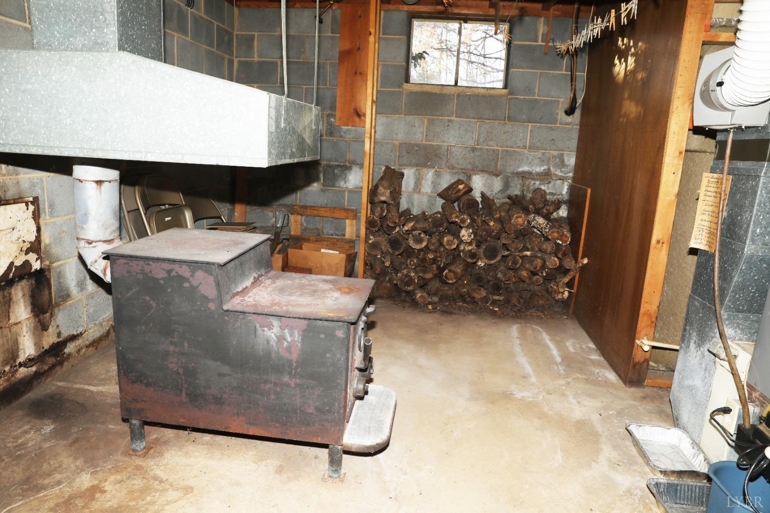 683 Morning Star Road, Appomattox, Virginia image 33