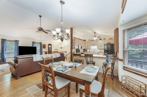 Tiny photo for 1031 Maple Leaf Ct Ct, Forest, VA 24551 (MLS # 362144)