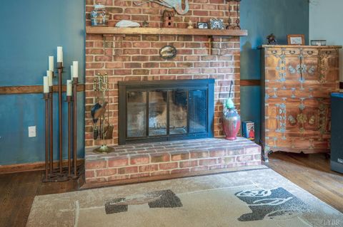 Tiny photo for 1031 Maple Leaf Ct Ct, Forest, VA 24551 (MLS # 362144)
