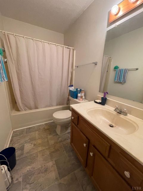 Tiny photo for 1419 Longwood Avenue, Bedford, VA 24523 (MLS # 364535)