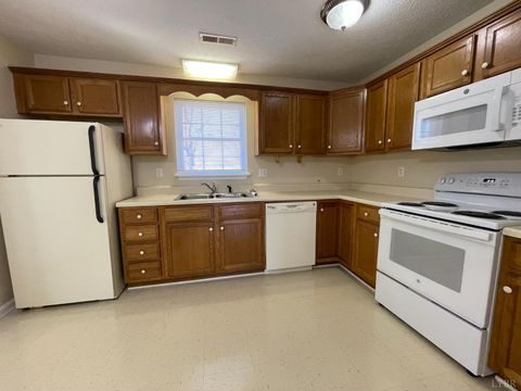 Tiny photo for 1419 Longwood Avenue, Bedford, VA 24523 (MLS # 364535)