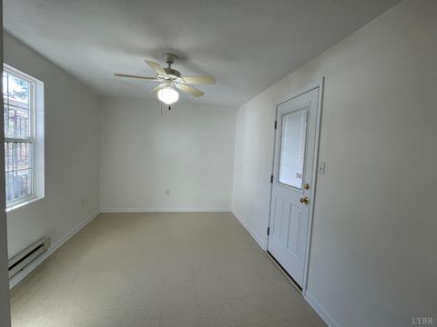 Tiny photo for 1419 Longwood Avenue, Bedford, VA 24523 (MLS # 364535)