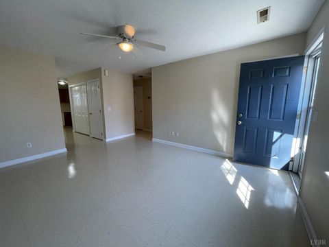 Tiny photo for 1419 Longwood Avenue, Bedford, VA 24523 (MLS # 364535)