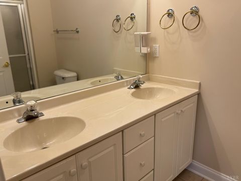 Tiny photo for 1039 Doulton Circle, Lynchburg, VA 24503 (MLS # 362094)