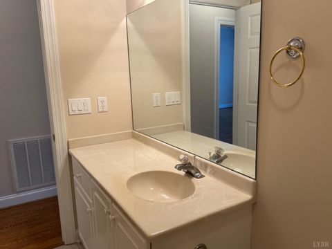 Tiny photo for 1039 Doulton Circle, Lynchburg, VA 24503 (MLS # 362094)