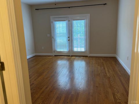 Tiny photo for 1039 Doulton Circle, Lynchburg, VA 24503 (MLS # 362094)