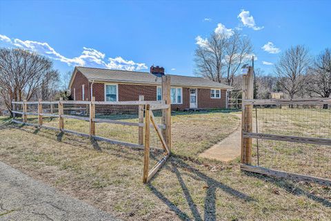 Tiny photo for 4015 White House Road, Moneta, VA 24121 (MLS # 364666)