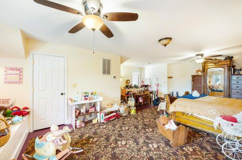 Tiny photo for 211 Cabell Street, Lynchburg, VA 24504 (MLS # 364939)
