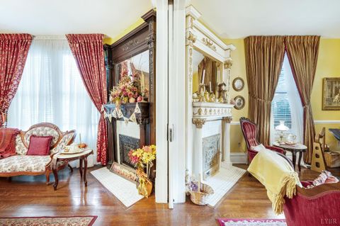 Tiny photo for 211 Cabell Street, Lynchburg, VA 24504 (MLS # 364939)