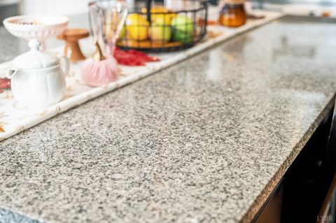 Tiny photo for 211 Cabell Street, Lynchburg, VA 24504 (MLS # 364939)