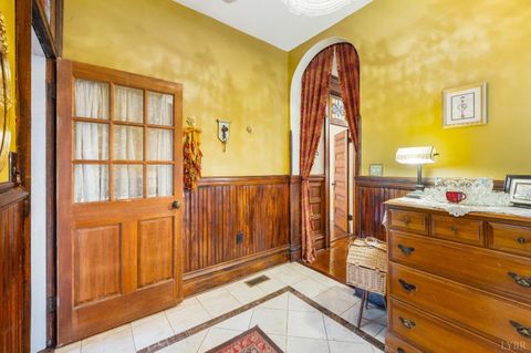 Tiny photo for 211 Cabell Street, Lynchburg, VA 24504 (MLS # 364939)