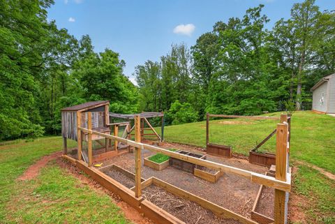 Tiny photo for 1249 Cedar Gate rd. RD, Monroe, VA 24574 (MLS # 366330)
