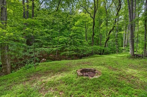 Tiny photo for 1249 Cedar Gate rd. RD, Monroe, VA 24574 (MLS # 366330)