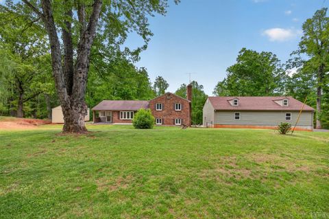 Tiny photo for 1249 Cedar Gate rd. RD, Monroe, VA 24574 (MLS # 366330)